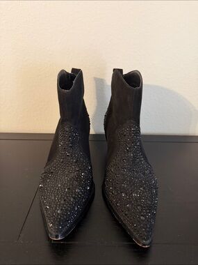 Jessica Simpson Black Crystal-Embellished Pointed Chelsea Booties
